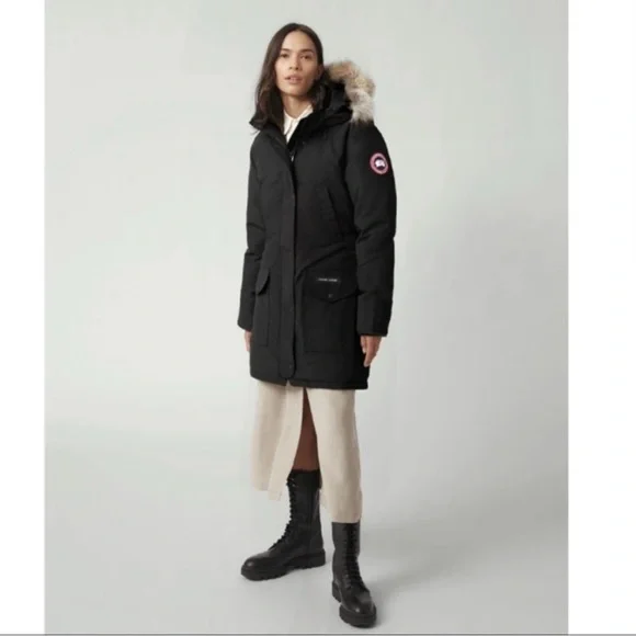 Women's Black Cananda Goose Parka Coat - Picture 7 of 8
